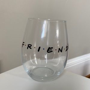 F🔴R🟡I🔵E🔴N🟡D🔵S WINE GLASS